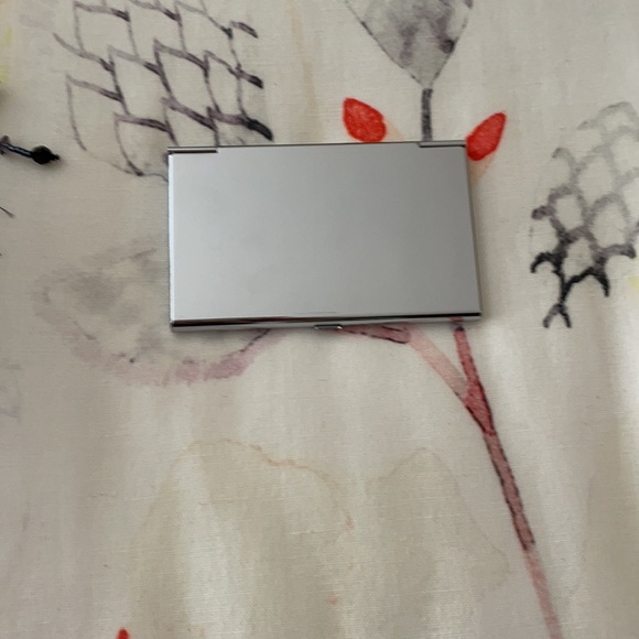 Card holder - Picture 3 of 4